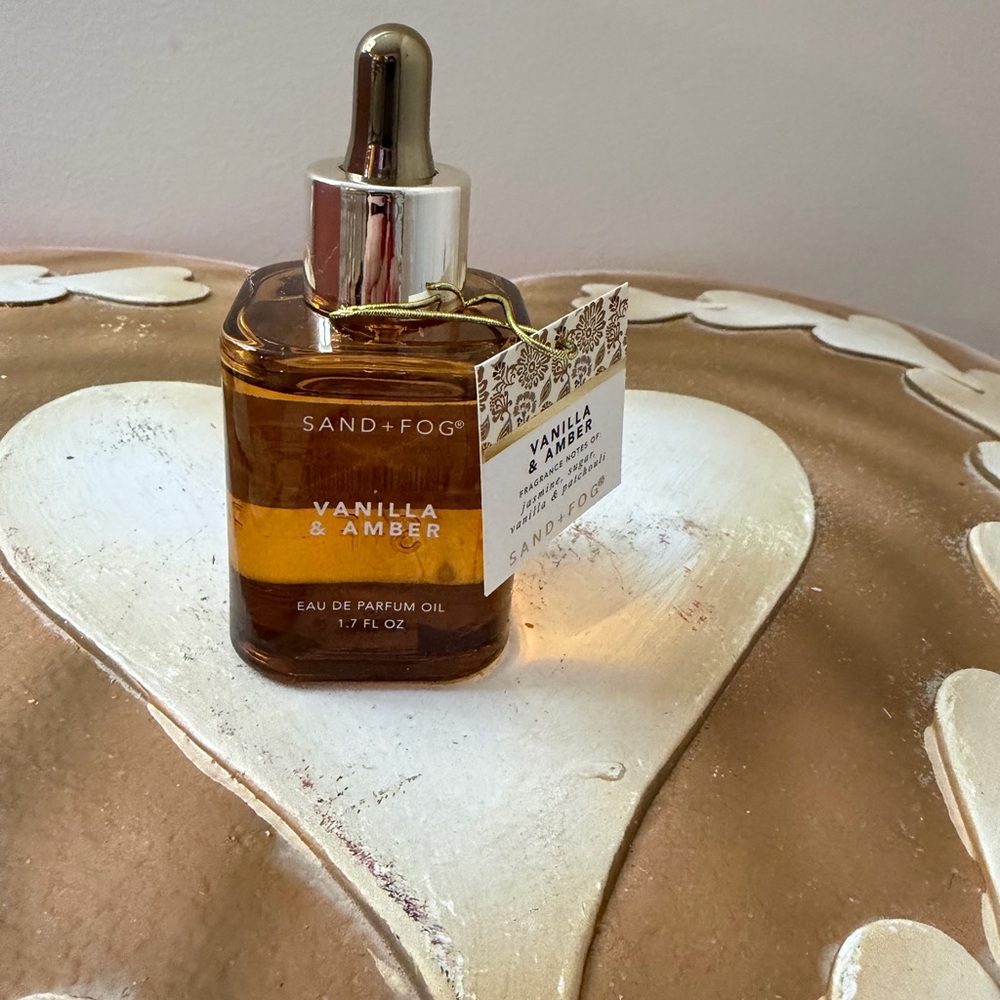 Sand + Fog Vanilla & Amber Eau de Parfum Oil - Gold